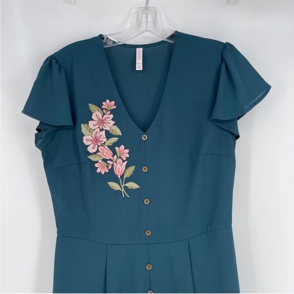 🌸 Xhilaration Floral Embroidered Detail Dress 🌸 - Picture 2 of 11